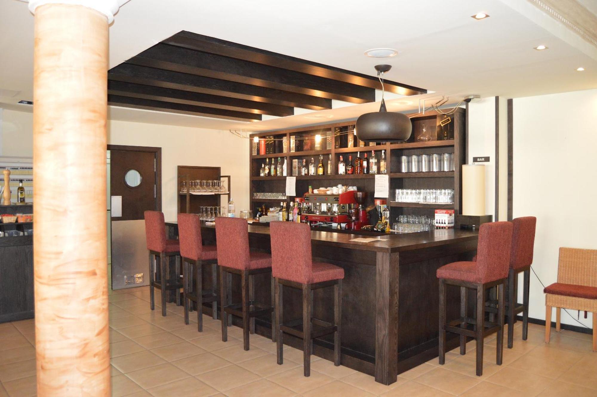 拉阿尔迪套房酒店 San Nicolás 外观 照片