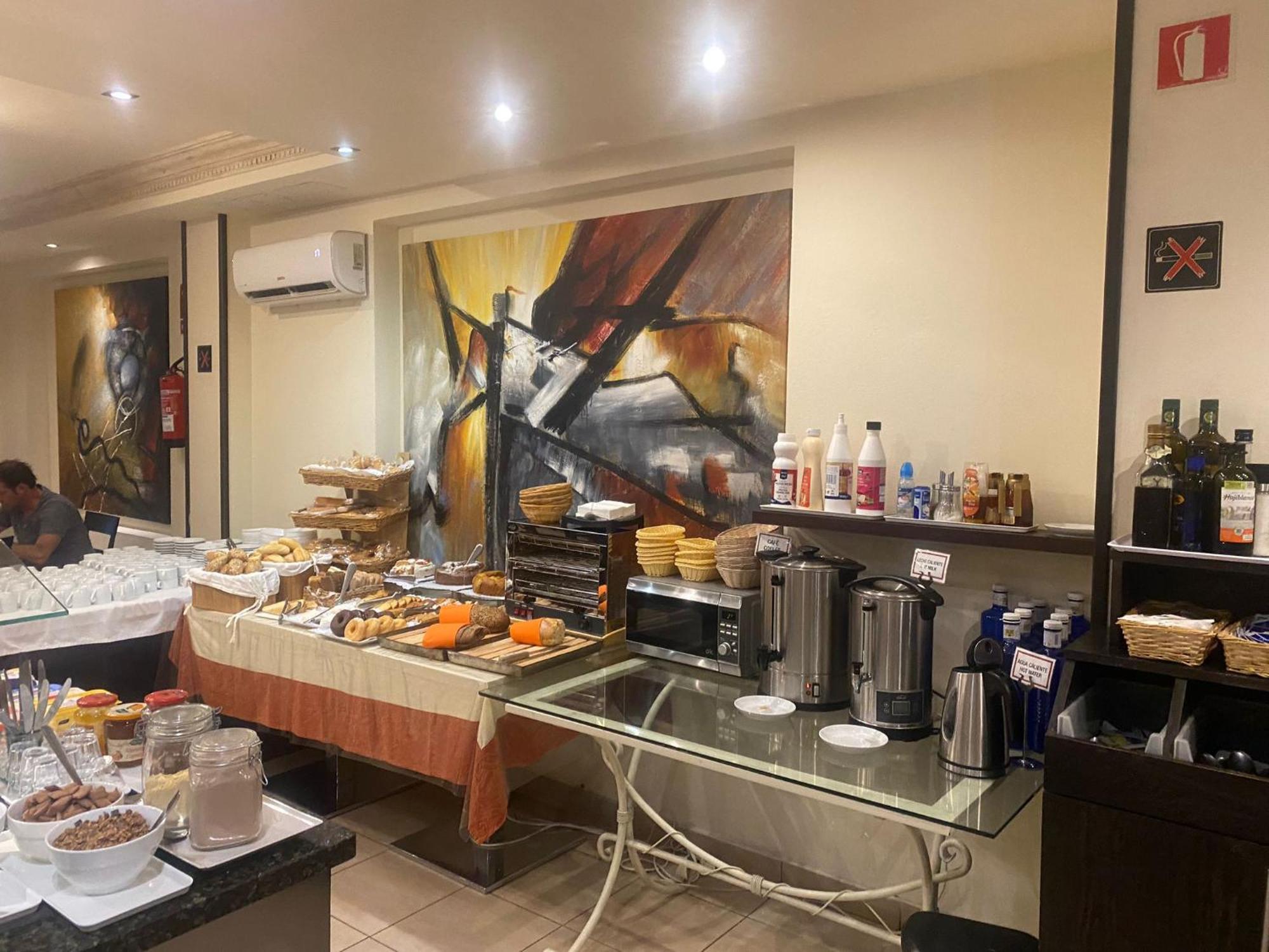 拉阿尔迪套房酒店 San Nicolás 外观 照片